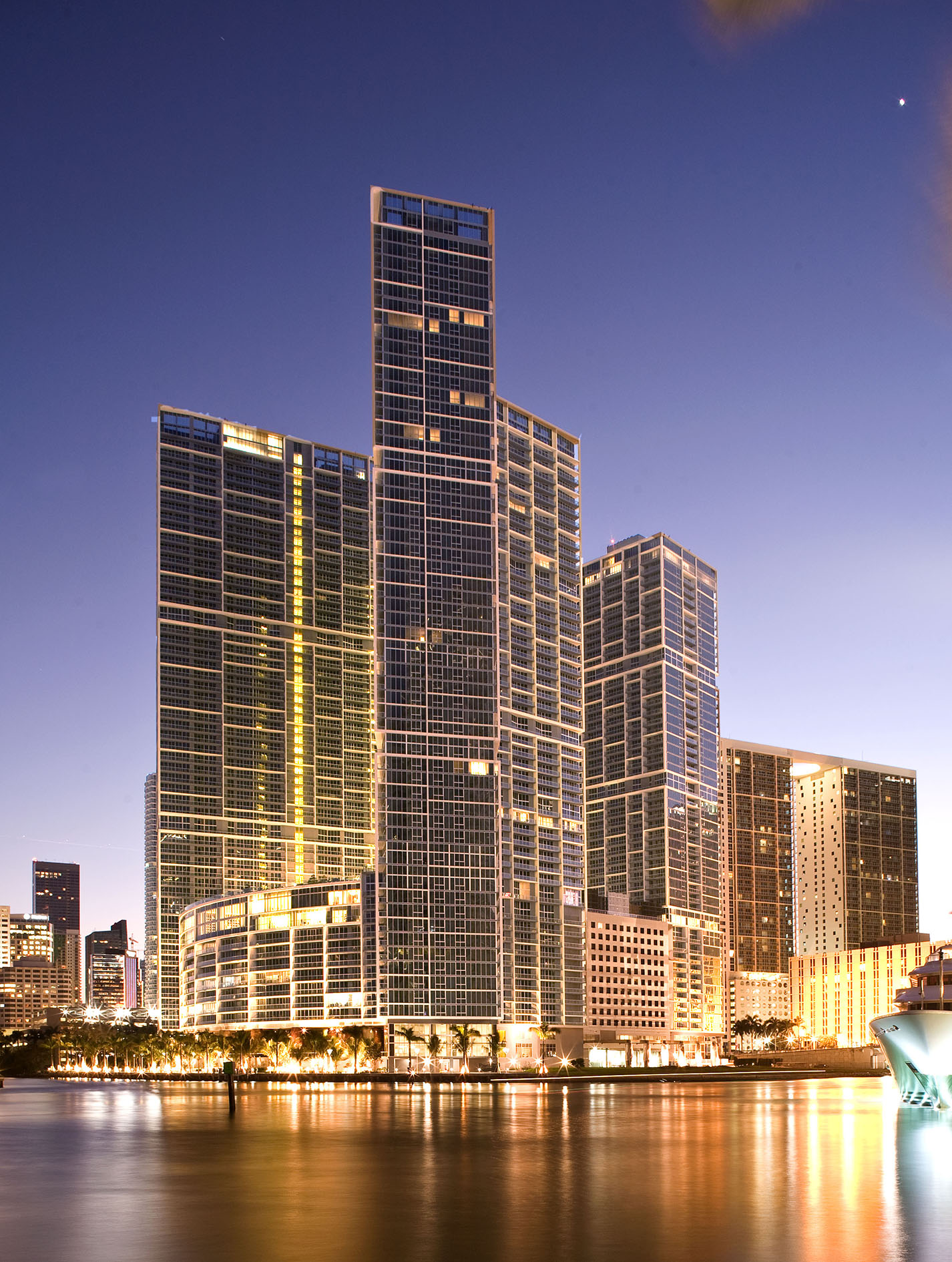 Icon Brickell Tower 3 W Miami