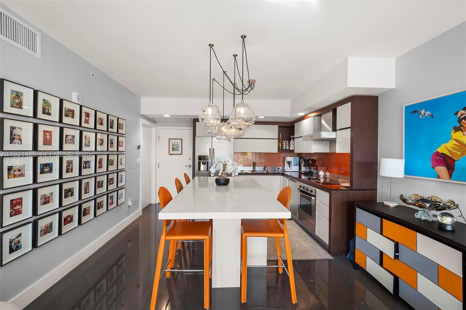 Artecity Unit 205
