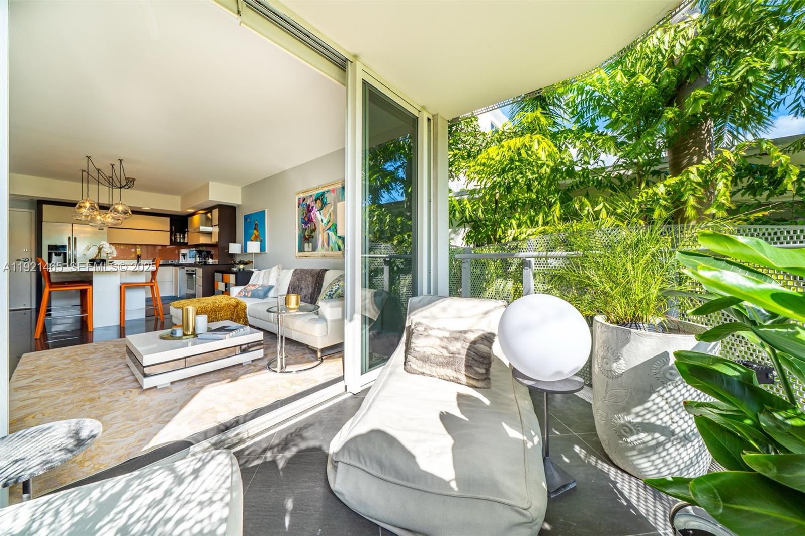 Artecity Unit 205