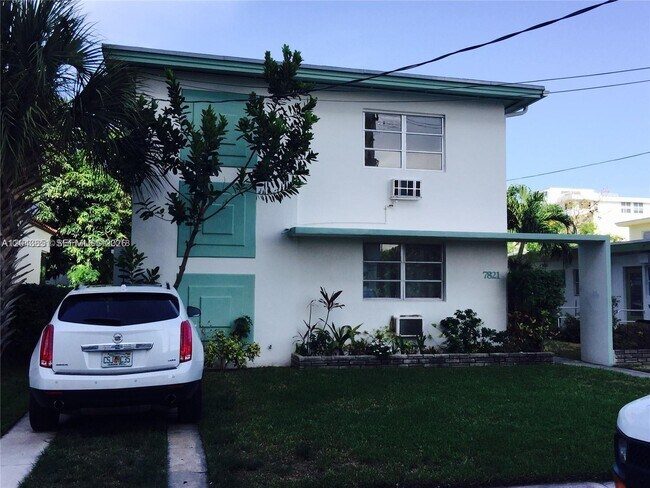 7821 Byron Ave, Miami Beach